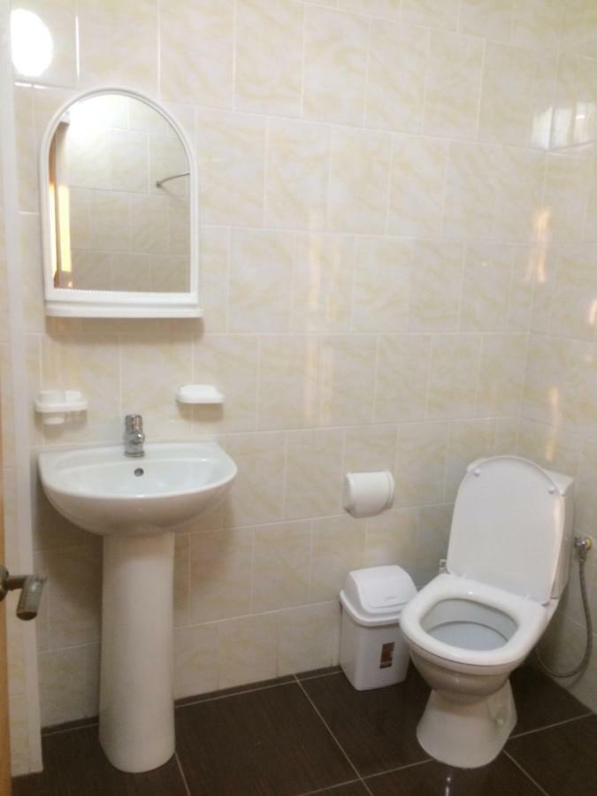 Hotel 777 Гудаута Екстериор снимка